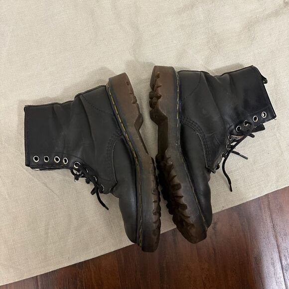 DR. MARTENS 1460 Pascal Smooth Leather Combat Boots in Black UK MADE Kids - Picture 8 of 13